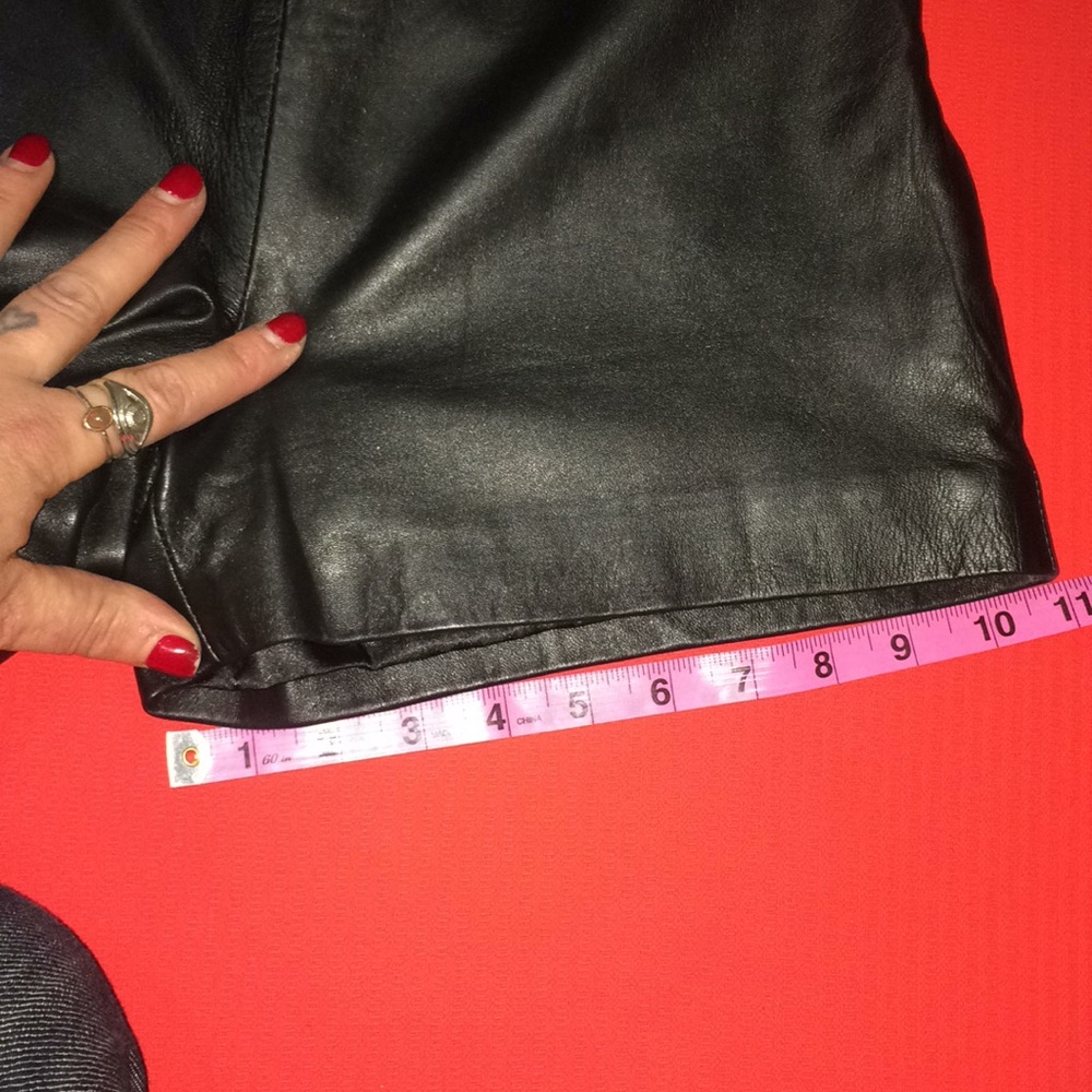 😻AMAZING HUGO BUSCATI COLLECTION LEATHER SHORTS😻 - Picture 8 of 8